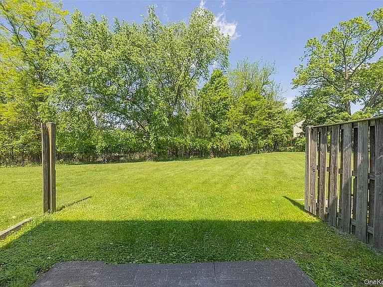 28 Creekside Cir — Photo 4