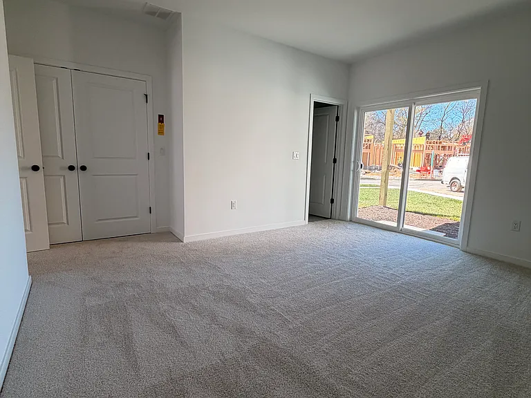 57 Silverbell Ave — Photo 5