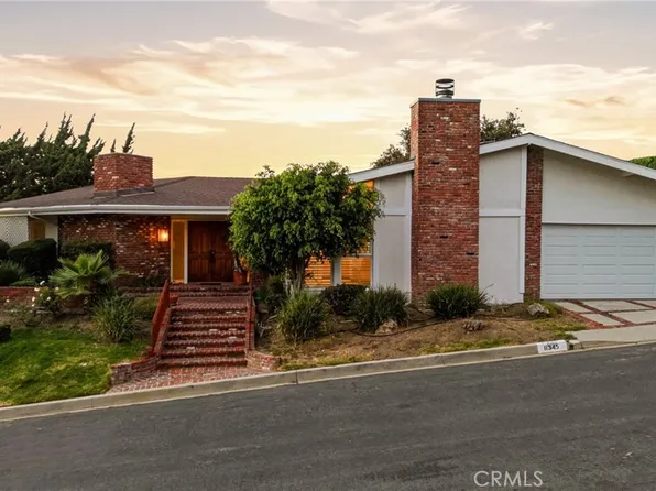 11345 Dona Lola Dr, Studio City, CA 91604