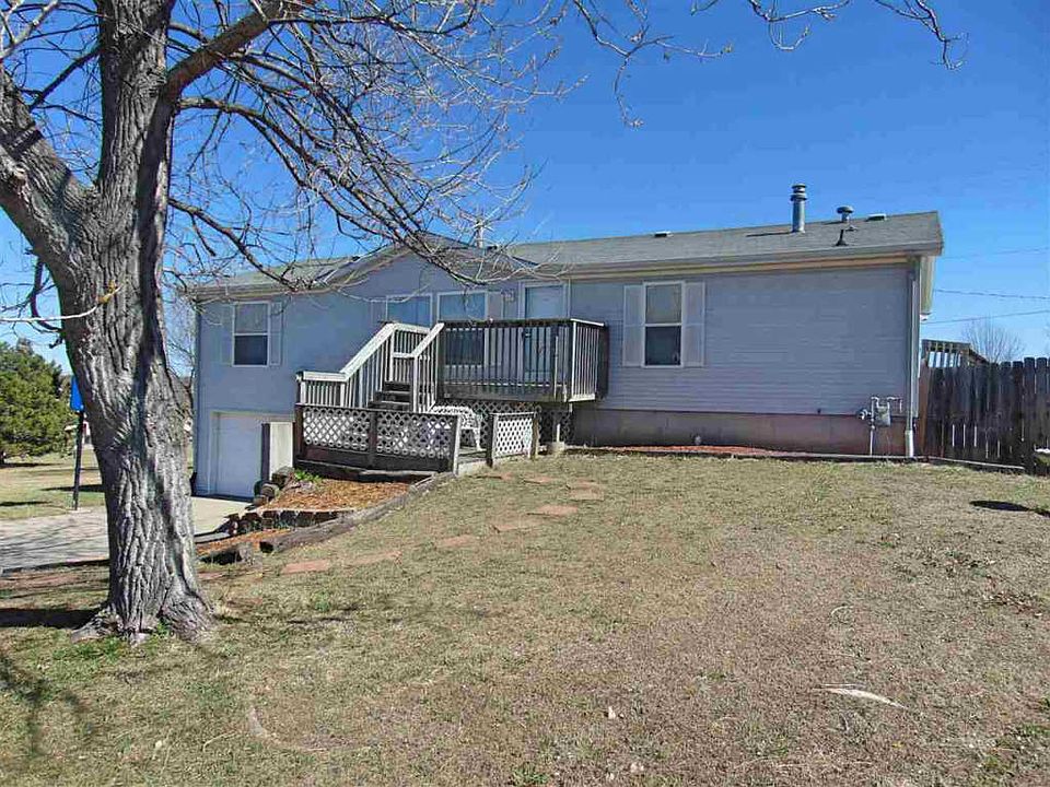 1st image of 3810 SE Lakewood Pl