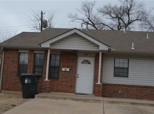 823 Russell Cir, Norman, OK 73071
