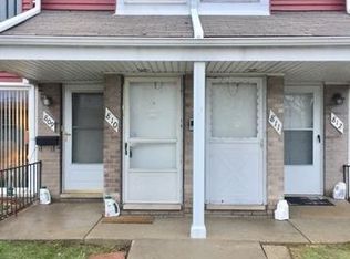 810 Sunset Ln, Saint Clair Shores, MI 48082
