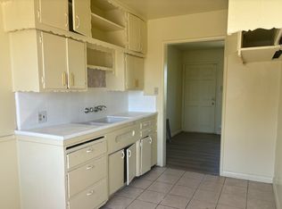 (Undisclosed Address), South Gate, CA 90280