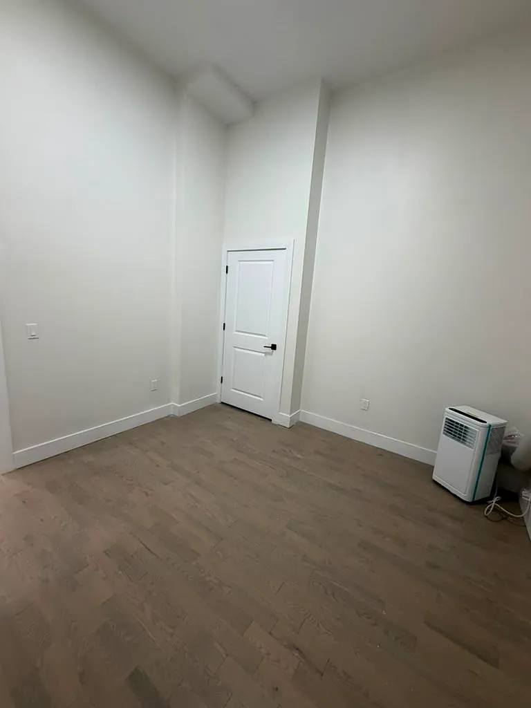 1 bed, 482 sqft, $1,700 — Photo 2