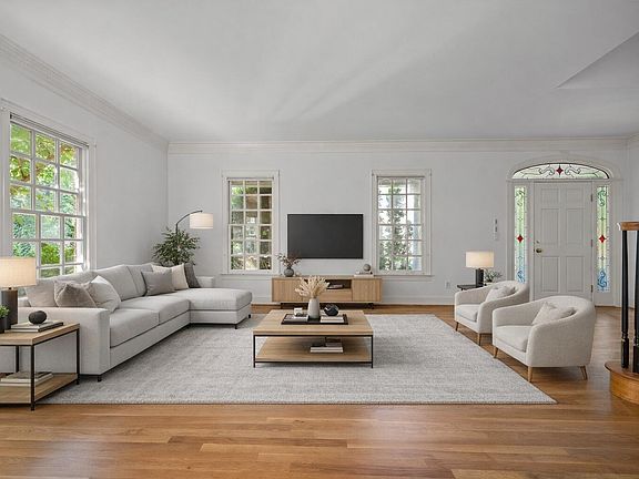 5th image of 3604 Eden Croft Dr