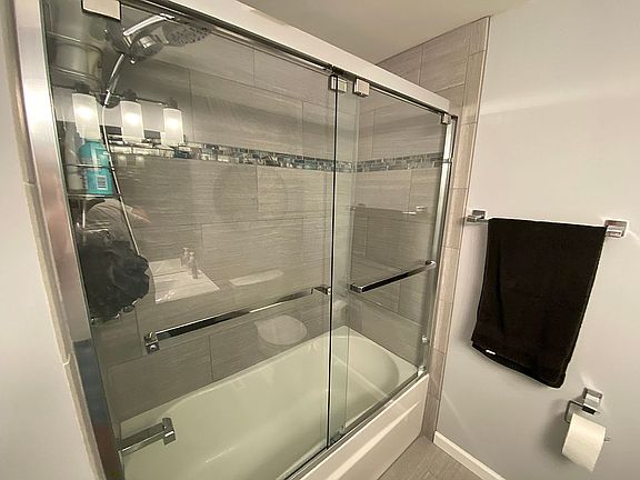 Full Bath 