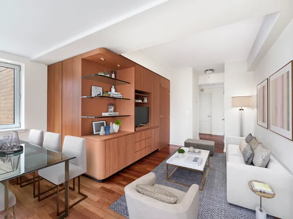 425 5th Avenue image 1 of 18