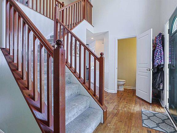 4th image of 7218 Ruwes Oak Dr