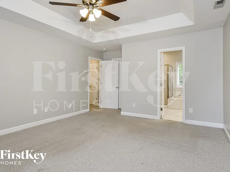 11 Stonebury Ct — Photo 8