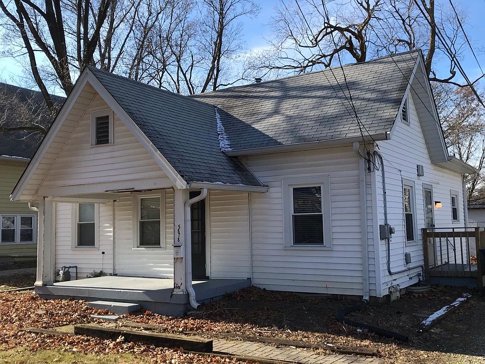 Convenient location to Broad Ripple, the Monon Trail, Nightlife, Restaurants, and Shopping