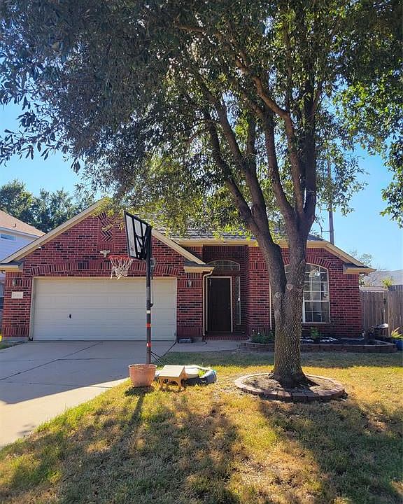 1st image of 10855 White Oak Trace Ct