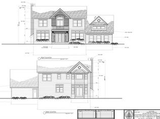 1 Duck Pond Rd, Glen Cove, NY 11542