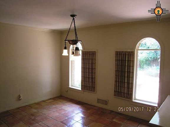 4th image of 1826 N Vega Dr
