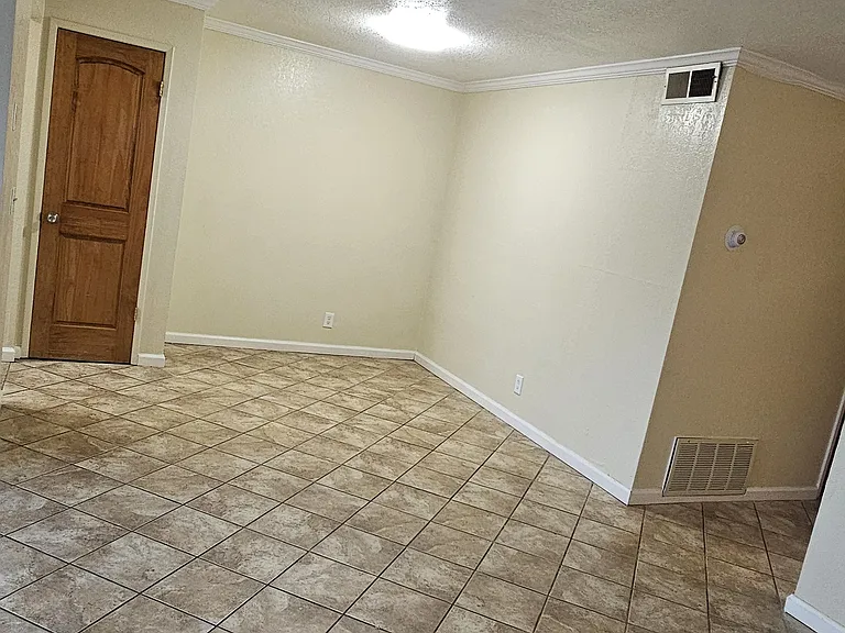 Beautiful 1 Bedroom apartment