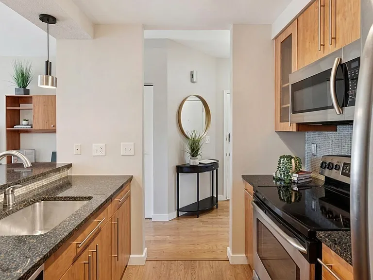 3260 47th St #108A — Photo 13