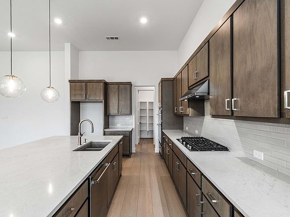 7th image of this home