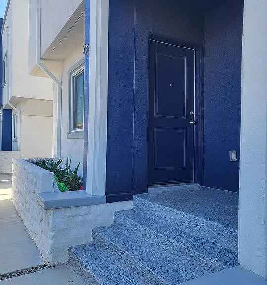 2758 W 12th St — Photo 1