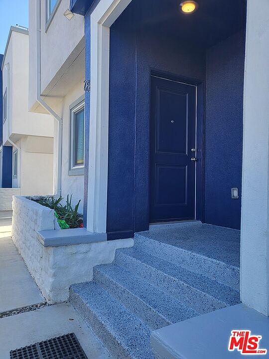 1st image of 2758 W 12th St