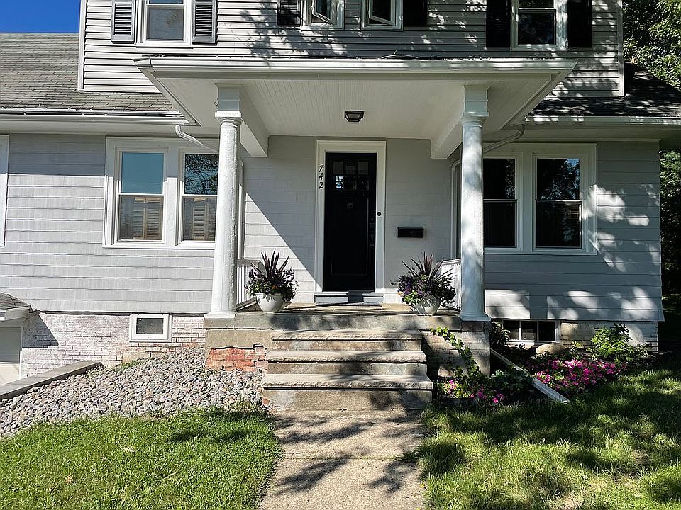 1st image of 742 Stinard Ave