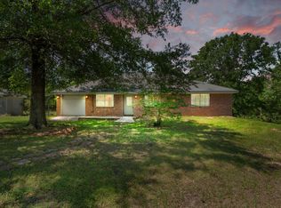 102 Roberta Ln, Anacoco, LA 71403