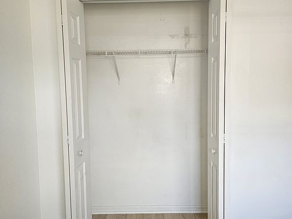 4th image of 117 Homer Ave S