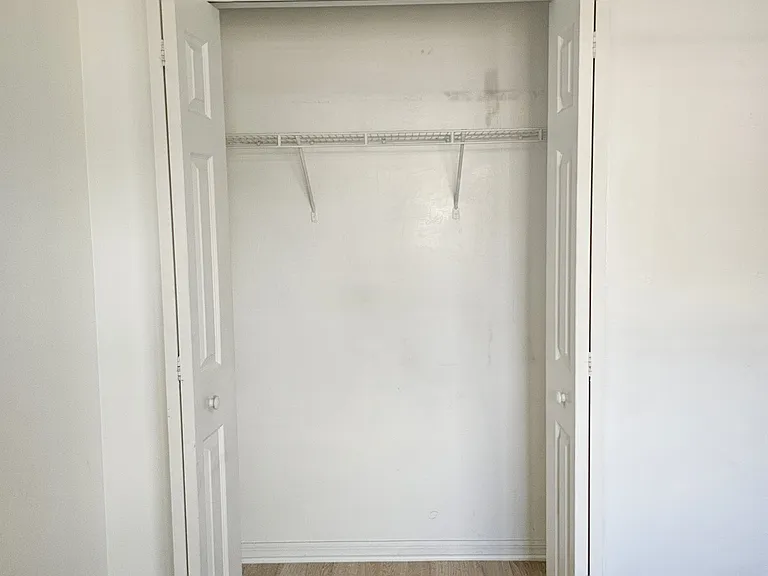117 Homer Ave S — Photo 4