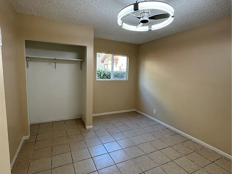 921 Carob Way — Photo 20