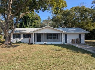 37236 Oak Ln, Umatilla, FL 32784