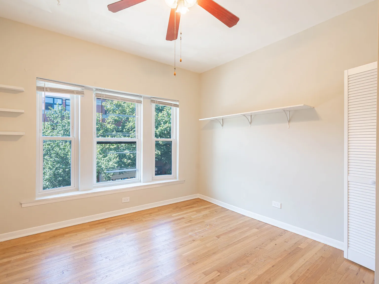 2 bed, $3,250 — Photo 4
