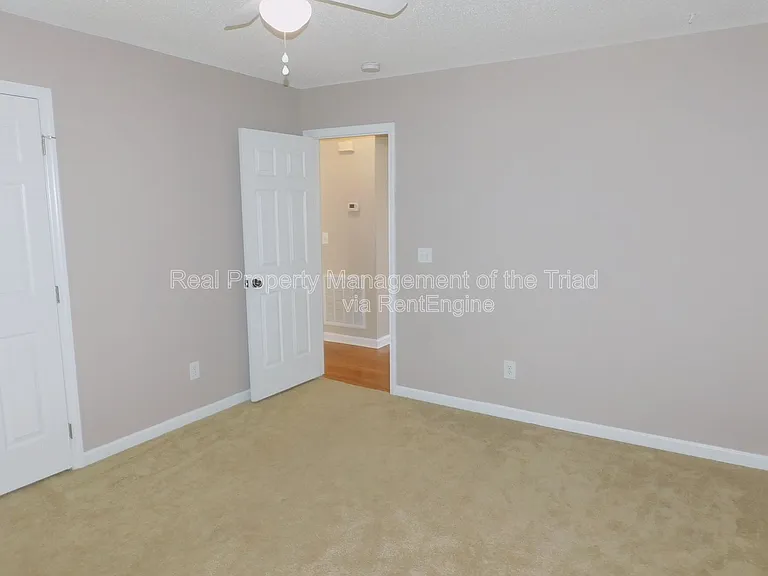 2988 Butterwood Dr — Photo 15