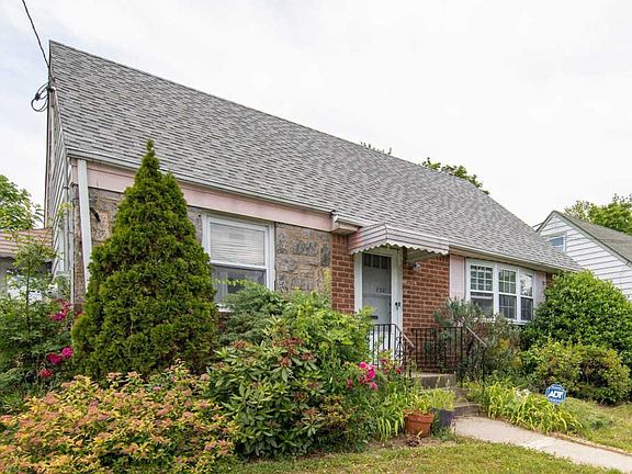 2nd image of 738 Martin Dr