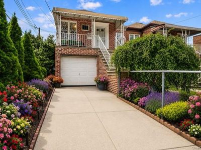 1103 Rhinelander Avenue, Bronx, NY, 10461