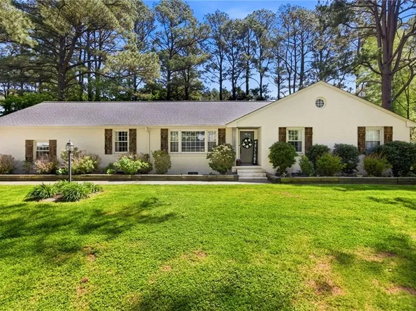 5132 Dominion Dr, Suffolk, VA 23435