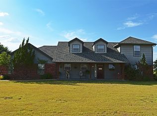 229 N Armstrong Rd, Venus, TX 76084