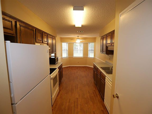 5th image of 11108 Little Creek Ln