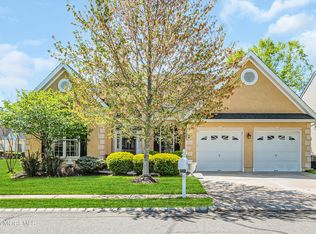 2 Carleton Dr, Freehold, NJ 07728
