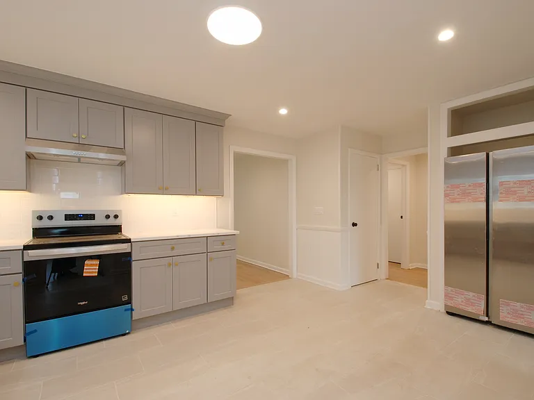 306 Courtland Ave #1 — Photo 13