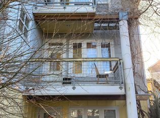 669 W Emerson St, Seattle, WA 98119