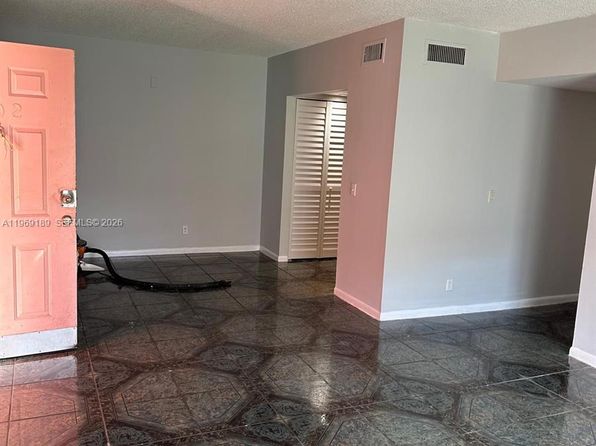 1840 NW 119th St APT 502