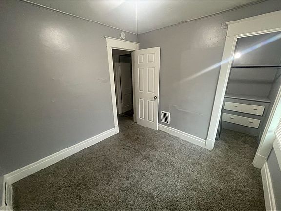 2nd image of 423 Lisbon Ave Floor 1