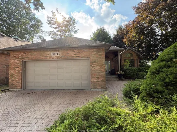 5871 Bagley Ave, Lasalle, ON N9H 2K6