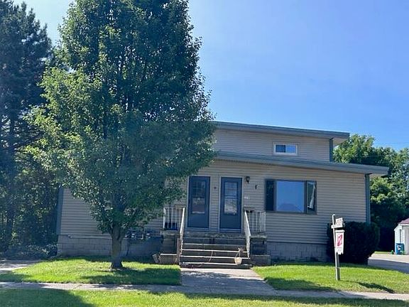 3rd image of 226 & 228 Cavanaugh St