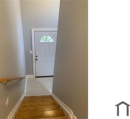 3rd image of 5119 W Gladys Ave