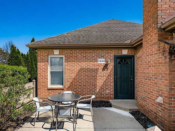 4th image of 2444 Hooverside Ln