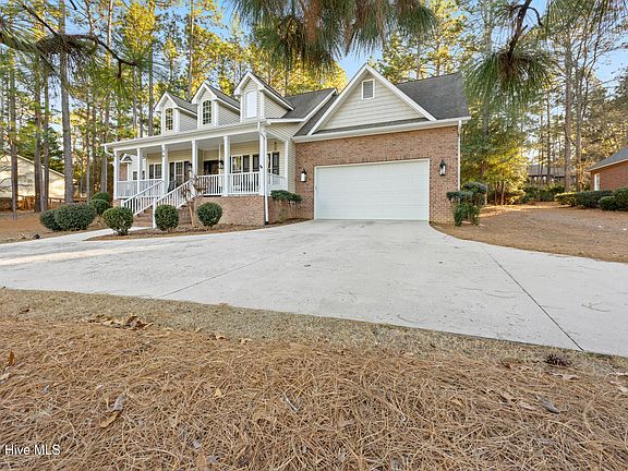 5th image of 34 Juniper Creek Boulevard