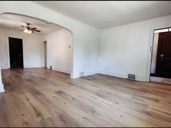 318 Dewey Ave #2, Joliet, IL 60436