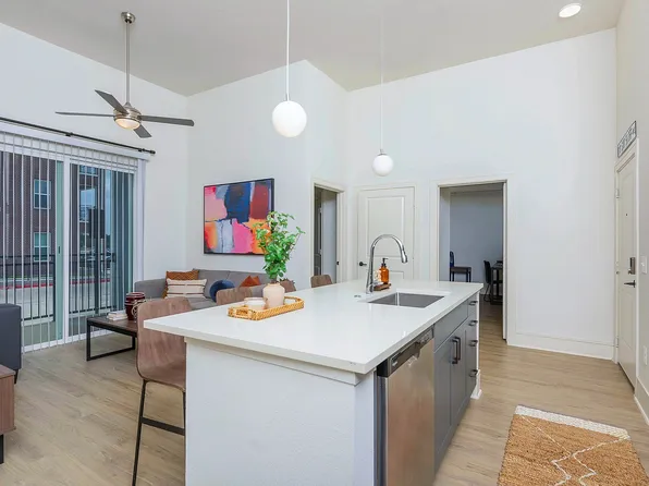 The Landing College Station