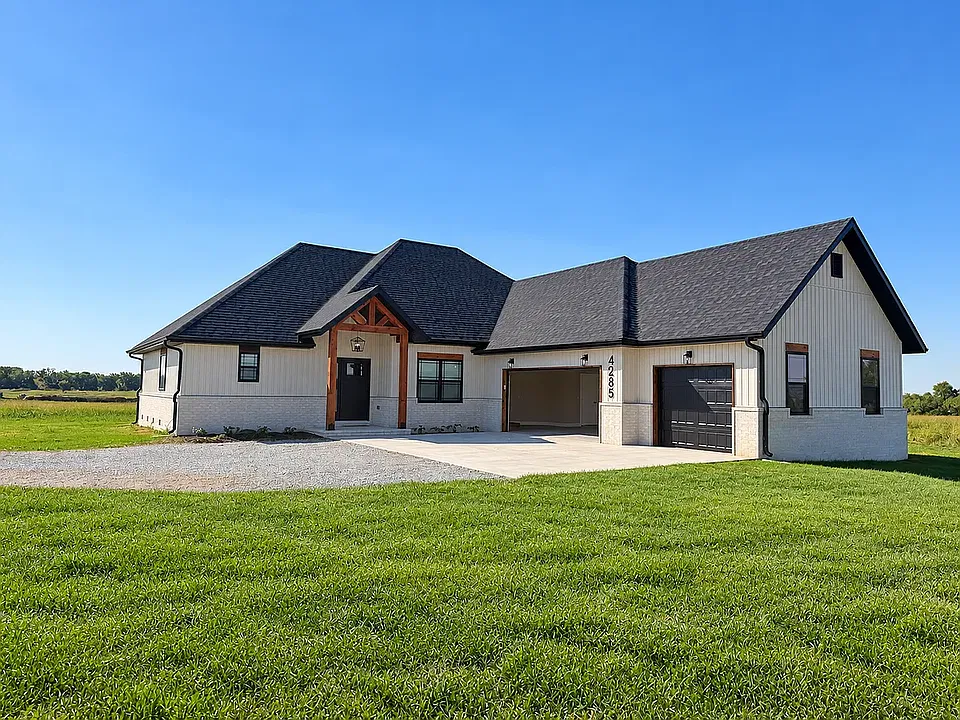 4285 N Deer Ranch Ln
