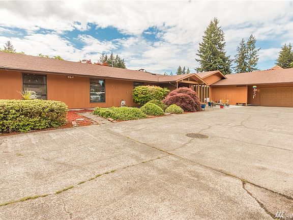 2nd image of 5120 84th Ave W