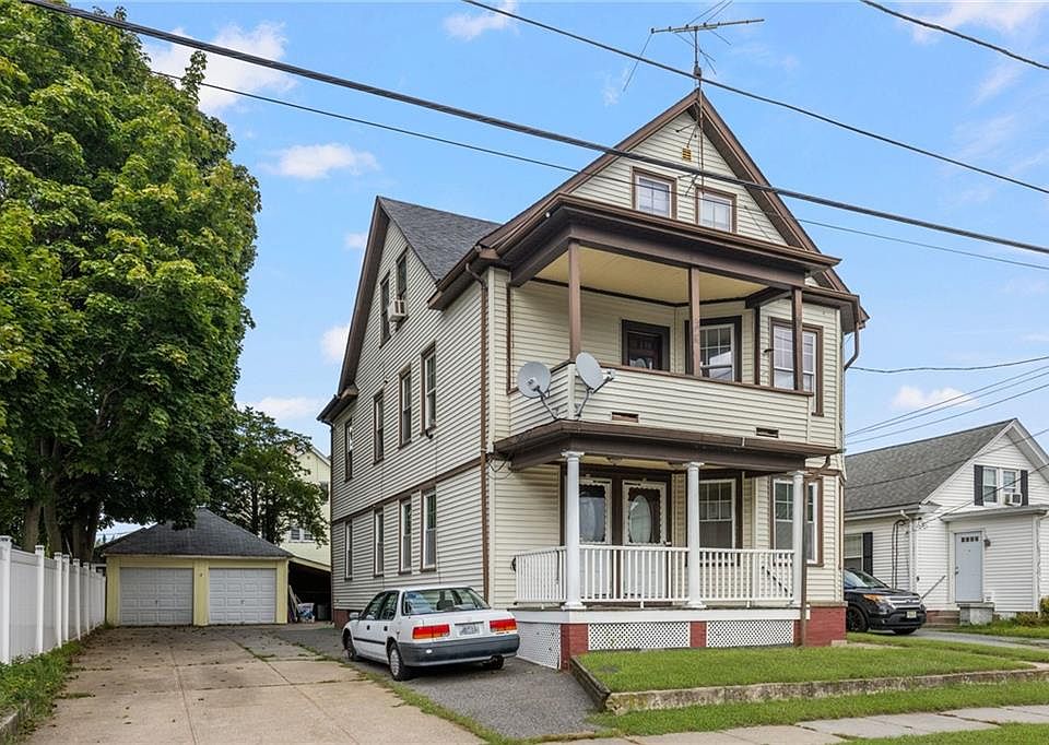 1st image of 13 Chestnut Ave
